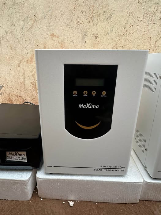 Convertisseur Maxima 1.7 KVA – 24V